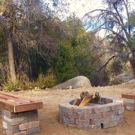 Вілла Shirley Creek Retreat: A Mountain Oasis Wofford Heights Екстер'єр фото